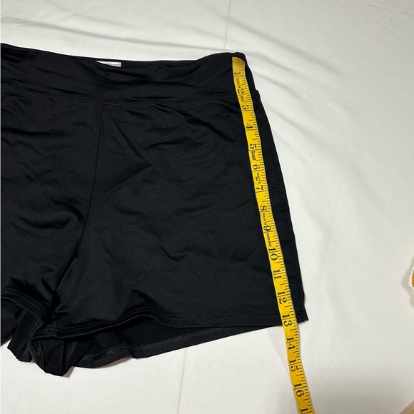 Lands' End Swim Womens 6 Black Built in Briefs Swim Shorts 3" inseam Athletic - Picture 7 of 9